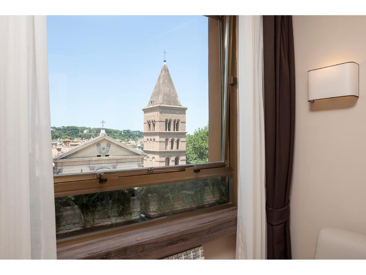 Window On Guest house Rome