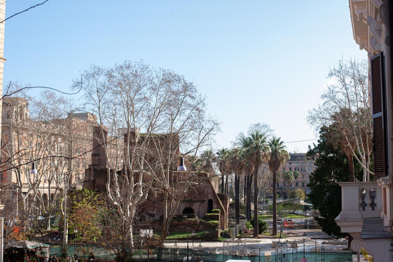 Castel Nepi Near Colosseo Guest house