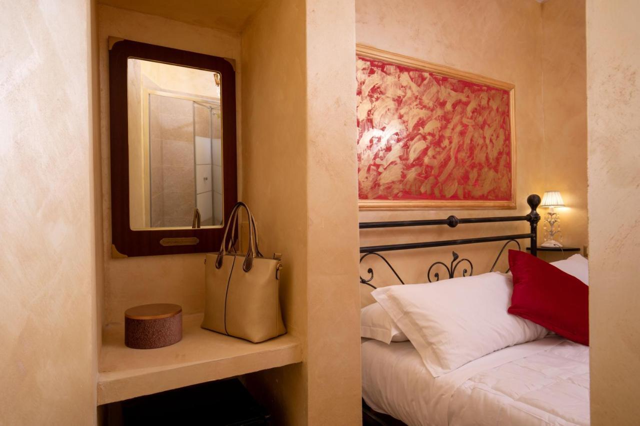 Guest house Residenza Nobile Laurina 2*