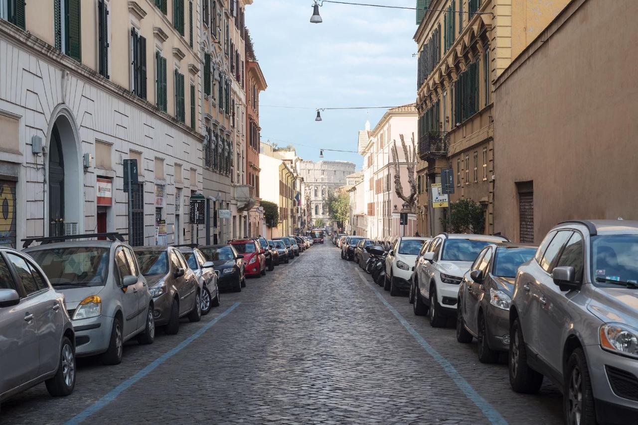 Colosseo & Colle Oppio Cozy Apartment