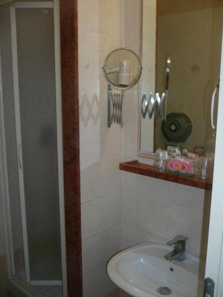 Bergamo Hotel 2*