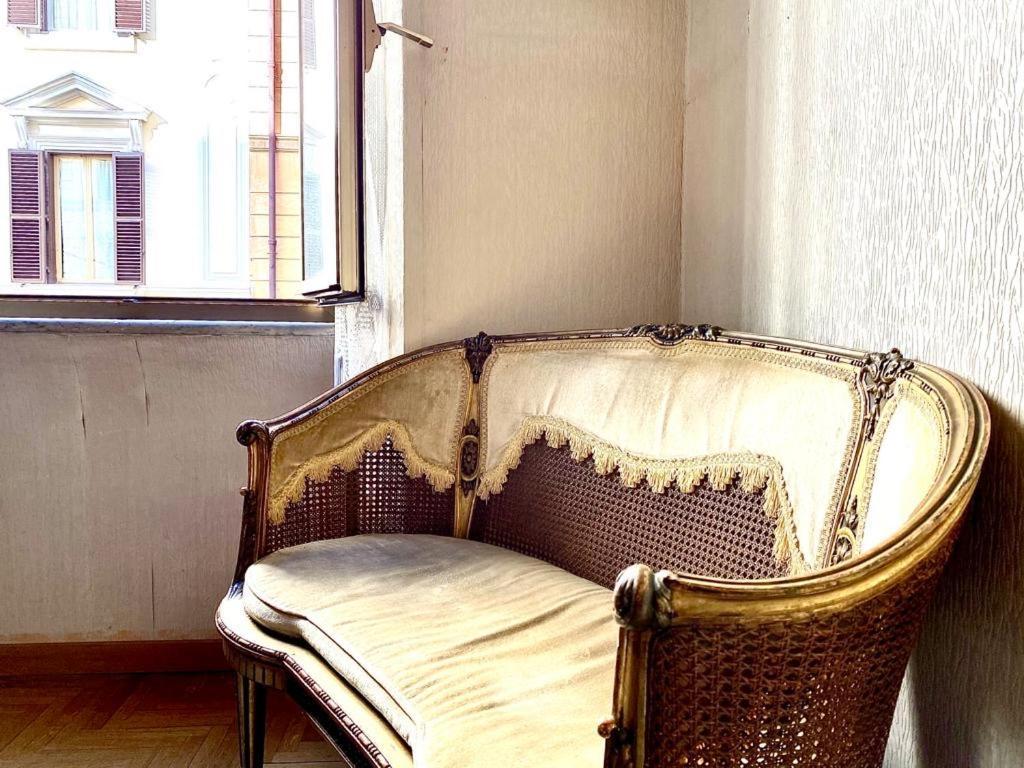 Traditional Style In The Center Rome