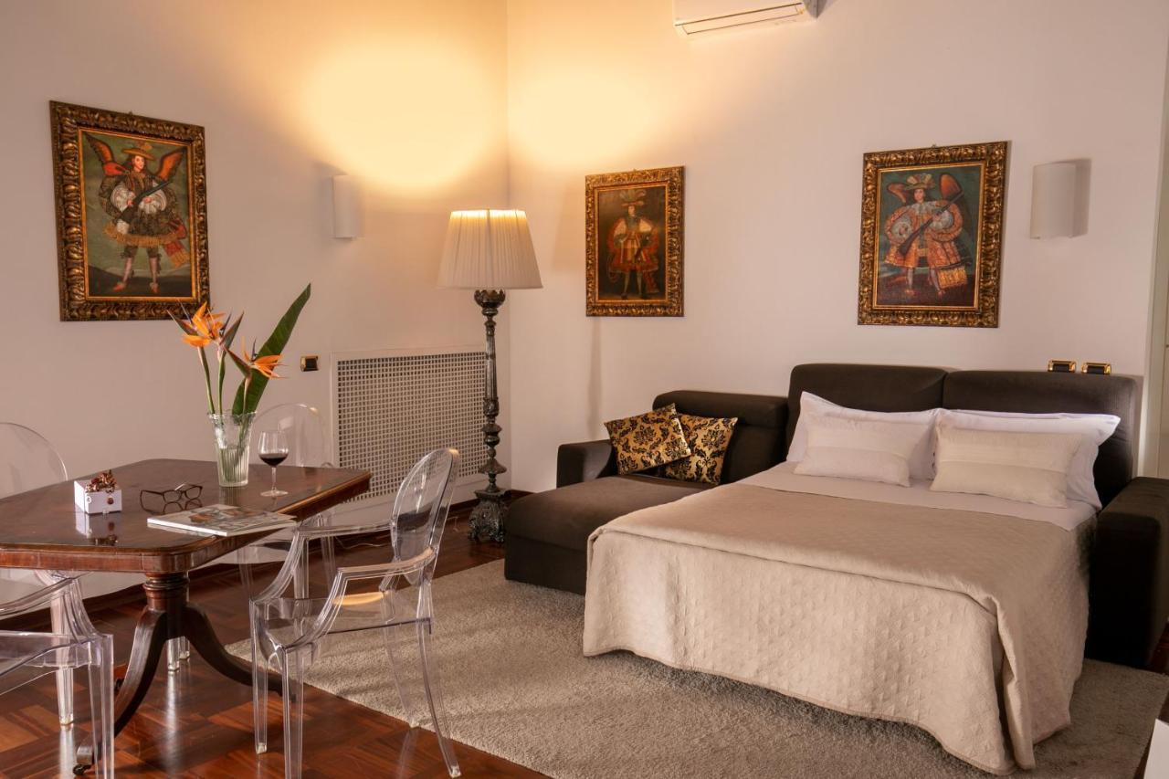 Holiday home Riccardo Condotti Rome
