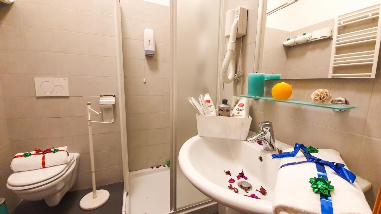 Affittacamere A Casa Simpatia - A Richiesta Parcheggio Gratuito !