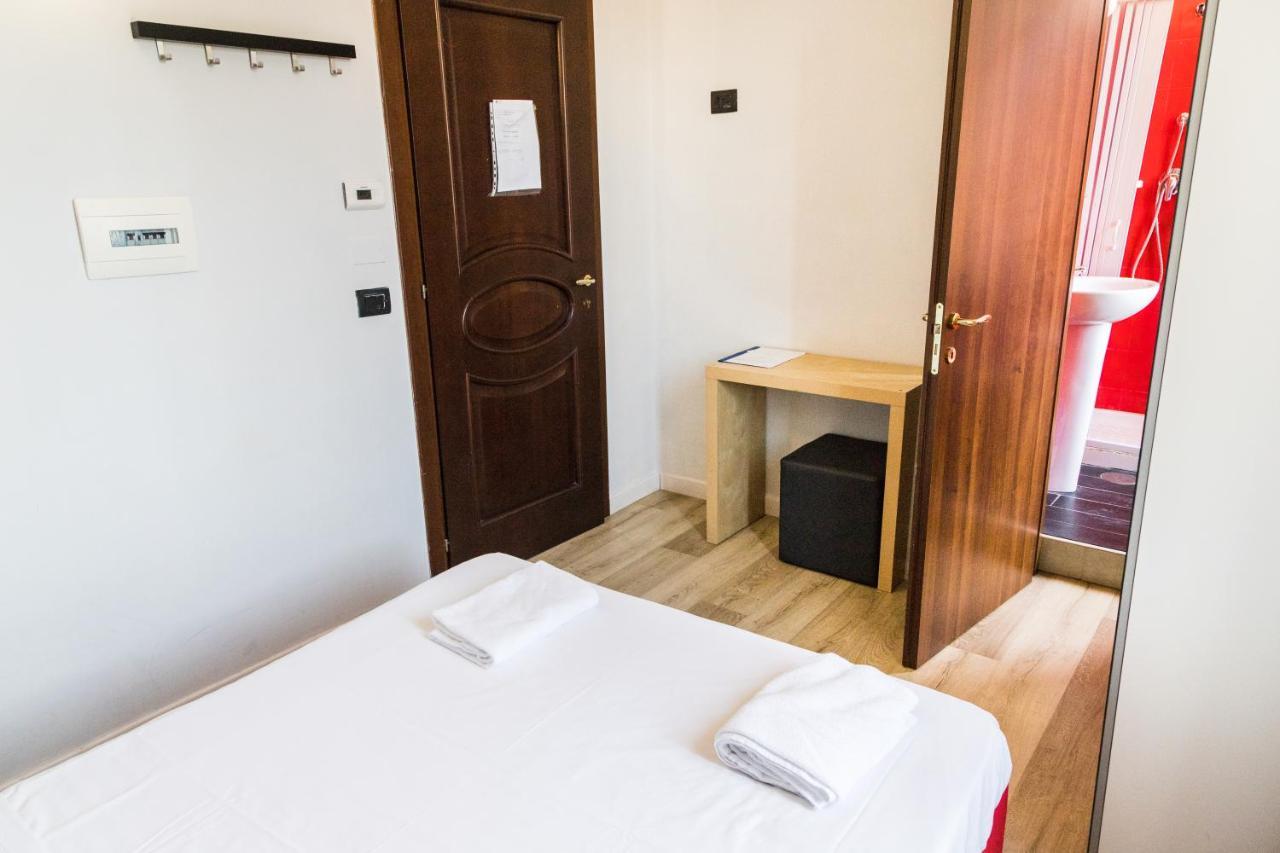 Hostel Roma For Backpackers *