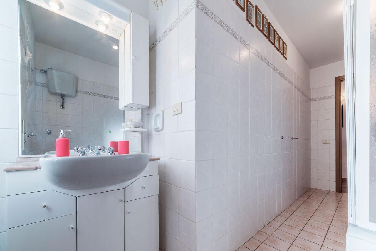San Lorenzo Roomy Roma