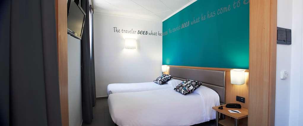 Hotel The Church Village 3*
