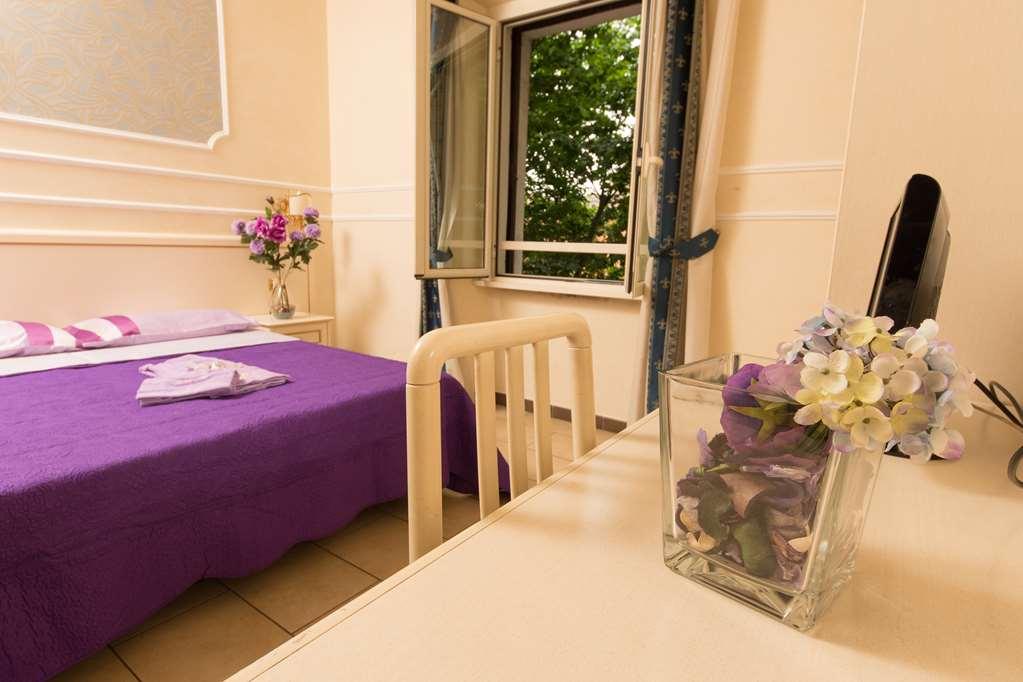 Cesar Palace Guest house Rome