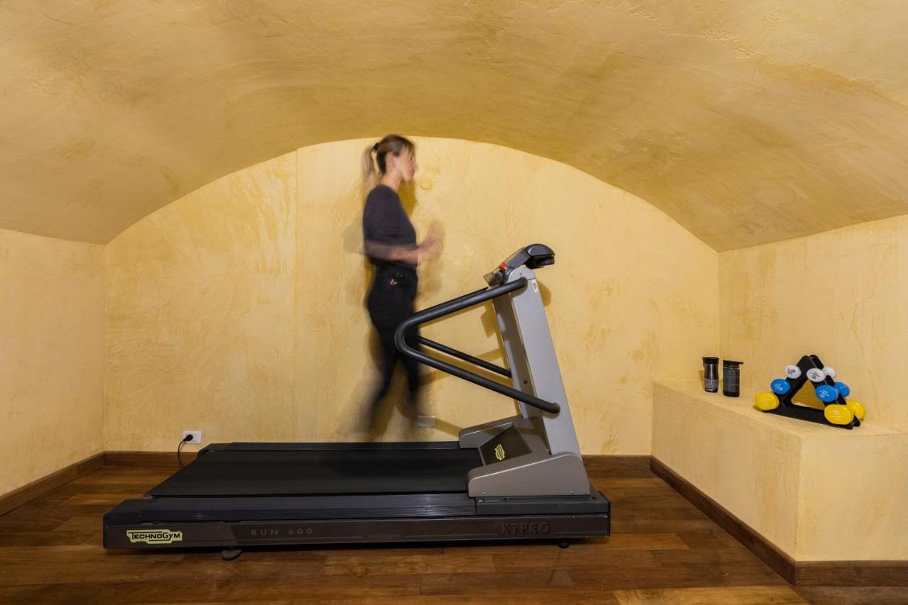 Apartment Romac Coronari With Gym, Sauna And Garden Rome