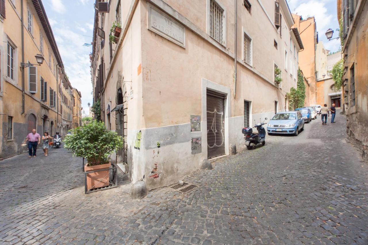 Apartment Homehouse Garofano - Rione Monti - Colosseum *