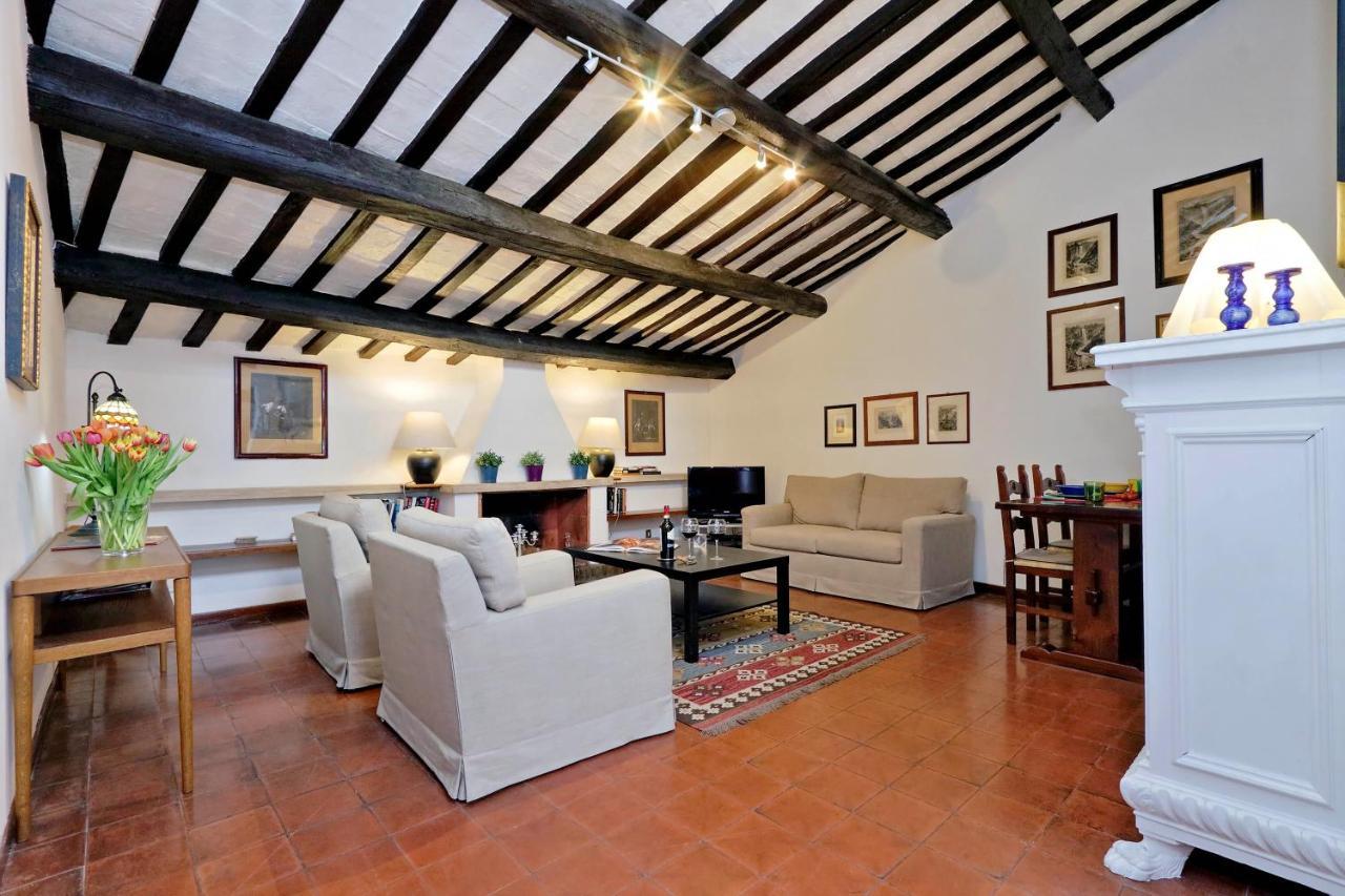Benedetta Apartment *