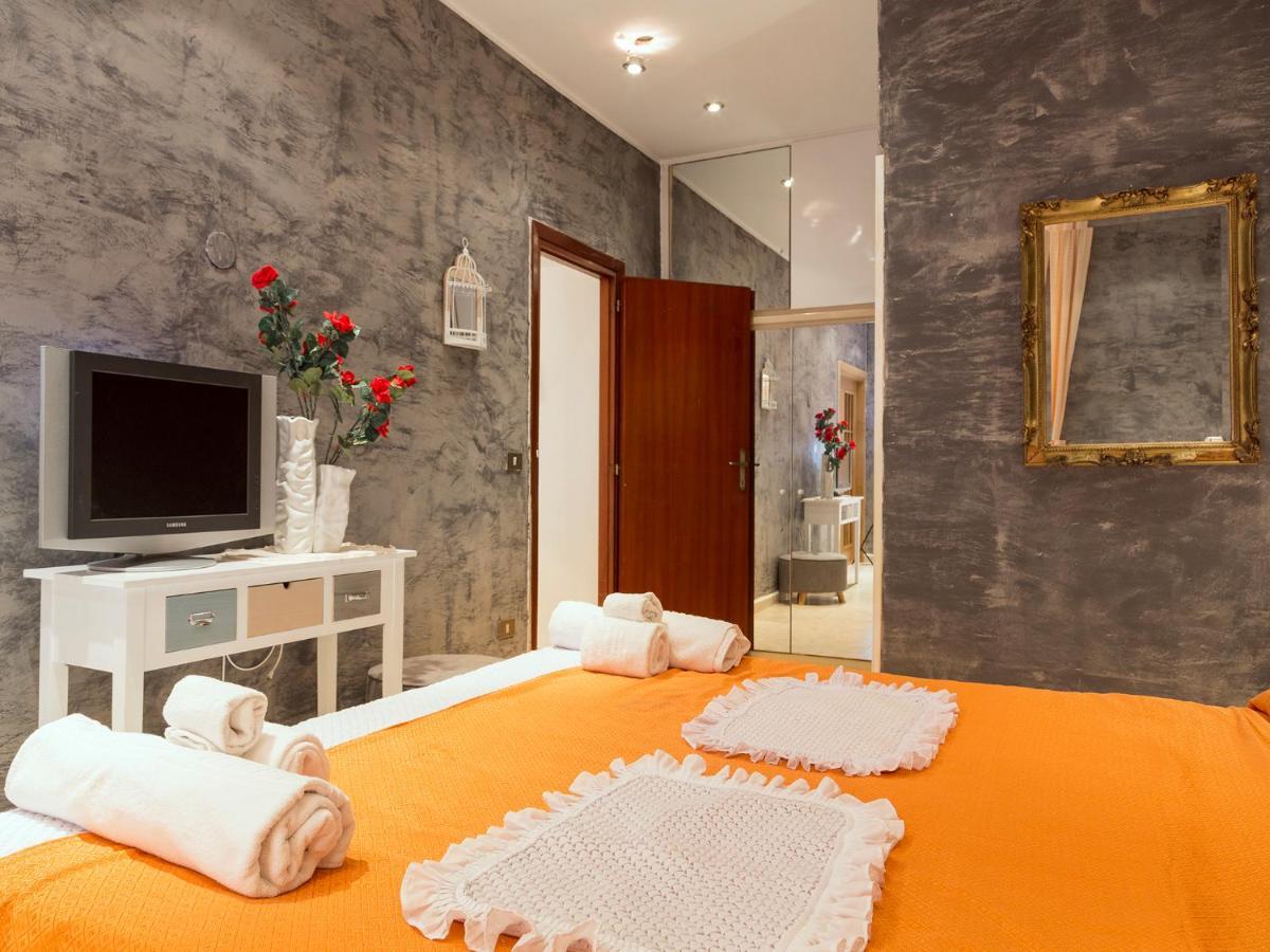 Cavourcolosseumapartment Apartment Rome