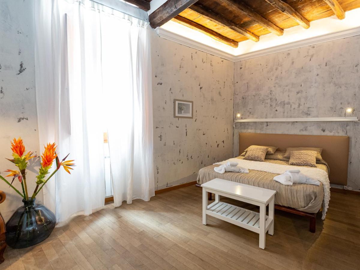 Quattro Cantoni R-home * Rome