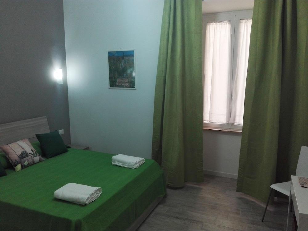 Maison Borghese Hotel