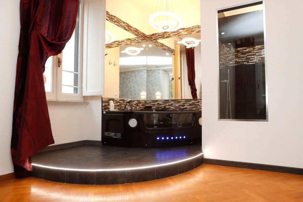 Enchanting Jacuzzi Trastevere Appartamento Roma