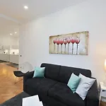 Crispi Modern Flat In The Historic Center