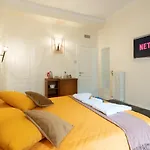 Capital Rooms