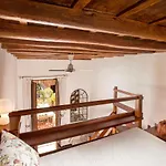 Empire Loft: In The Shadow Of Colosseo
