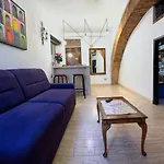 Lovely Apartment In Via Della Scala, Trastevere