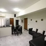 Pochi Passi Da San Pietro Metro A Cipro