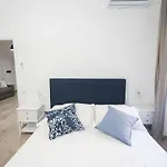 Lovely Apartment In Hip And Vibrant Pigneto