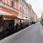 Diecipassi Dal Colosseo