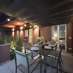 Mom\'S Home - A Few Stops From The City Centre
