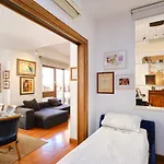 Marisol\'S House, Colosseo