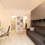 Smart Home - Trilocale Con Parcheggio Privato