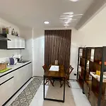 Laura\'S Rooms