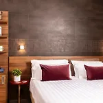 Adoro Hotel