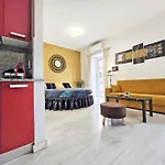 Hosting Aparments