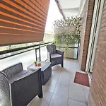 Hosting Aparments