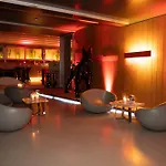 Hotel Zone