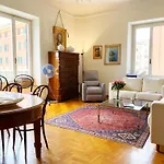 Vintage 30S Prati Appartment