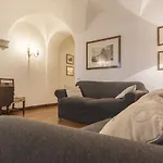 Navona Art Apartment