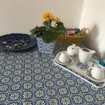 Aurelia In Blu