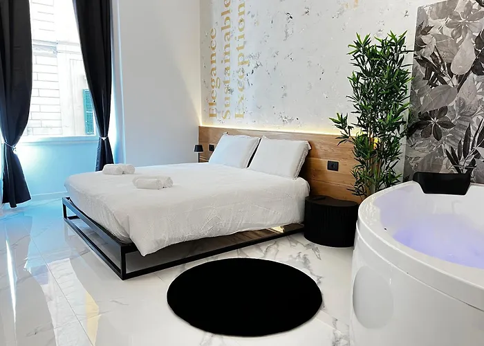 Ese Luxury Spa Suites - Elegant Jacuzzi Suite, Quiet&Central