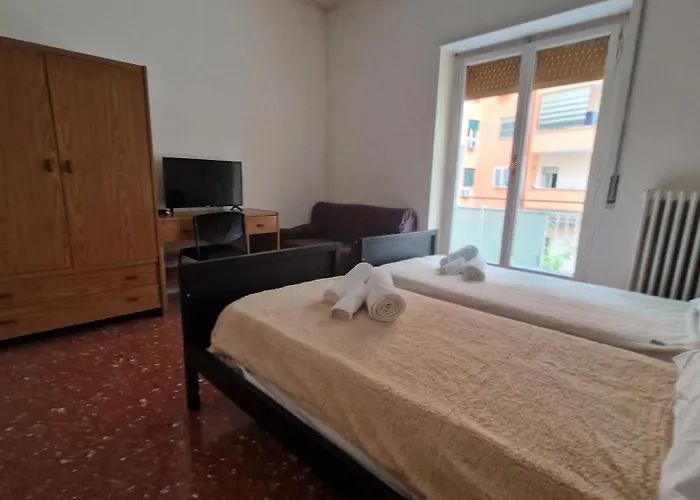 Entire Apartment-Casal Bertone-Tiburtina