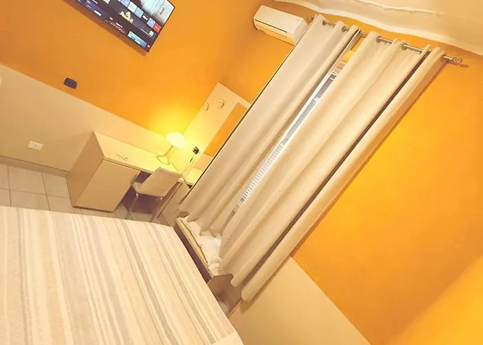 Guest House Hola Roma