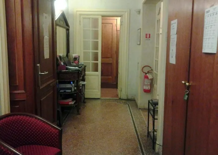 Hotel Il Piccolo Di Piazza Di Spagna