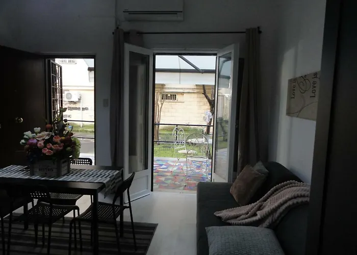 Tyche House Roma