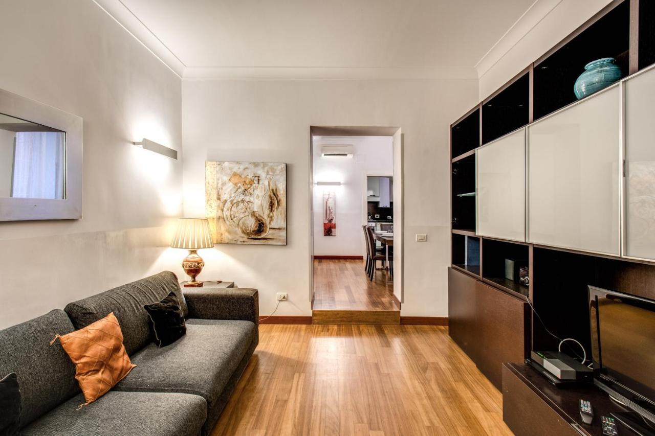Bernini Near The Trevi Fountain - 4 Bedroom * Rome