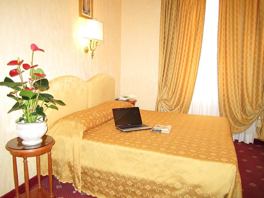 Siviglia 3* Rome