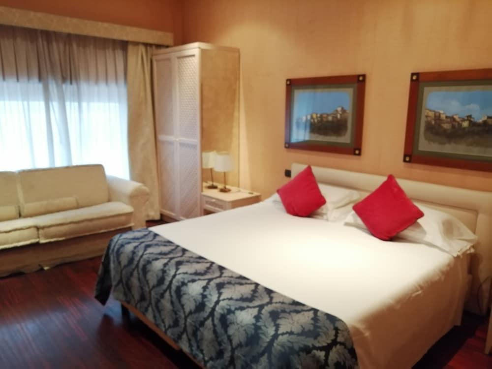 Hotel Colosseo 2*
