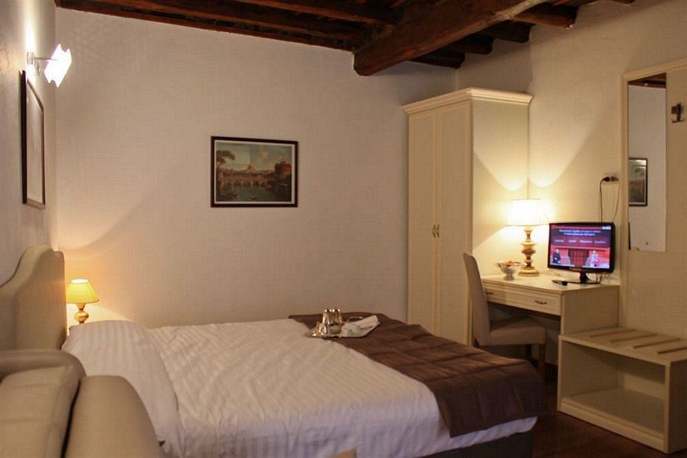 Hotel Navonapt Rome