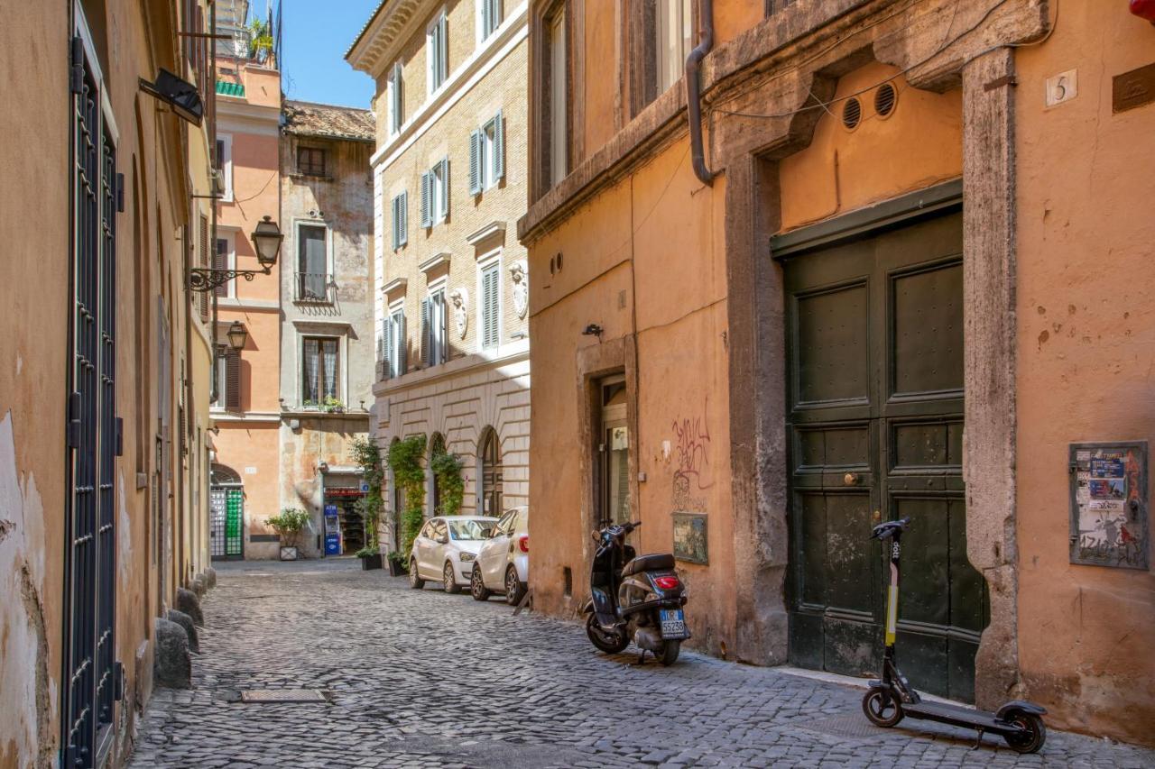 Guest house The Right Place 4u Navona Luxury 5*