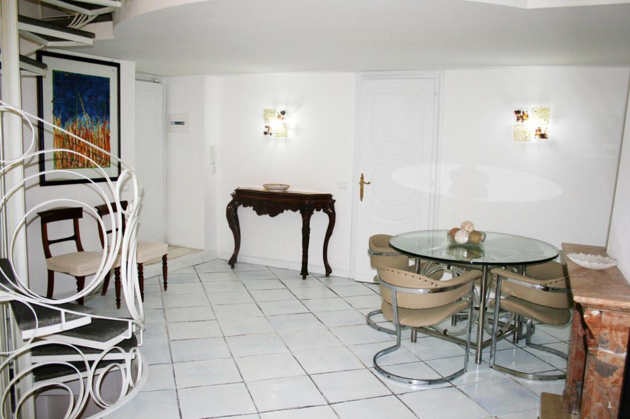Apartment Comfortable In The Heart Of 65m² View *