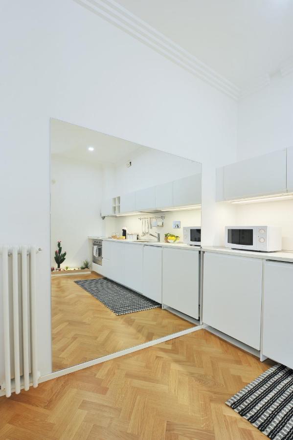 Crispi Modern Flat In The Historic Center Apartment