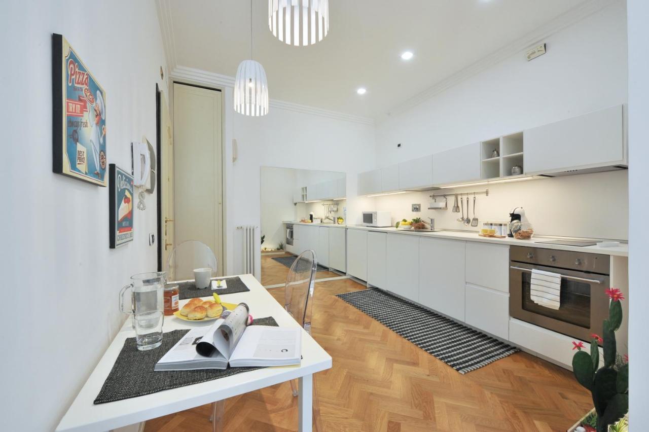 Crispi Modern Flat In The Historic Center Apartment Rome